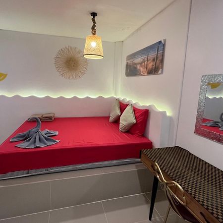 Miyabi Koh Larn & Lisaa Koh Larn Villa Buitenkant foto