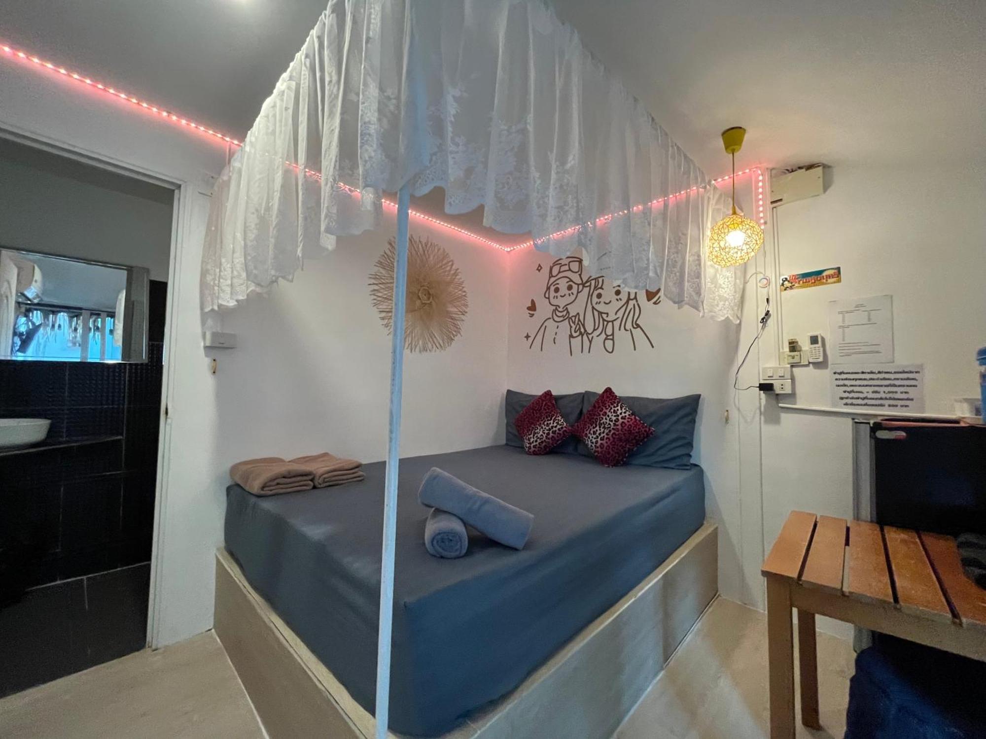 Miyabi Koh Larn & Lisaa Koh Larn Villa Buitenkant foto