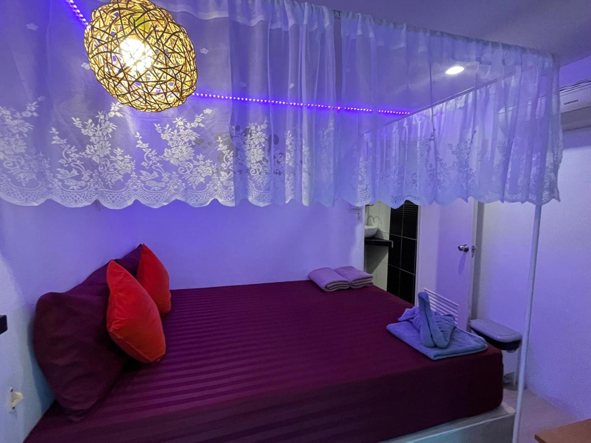 Miyabi Koh Larn & Lisaa Koh Larn Villa Buitenkant foto
